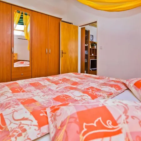 Apartment Charming And Sunny Hvar