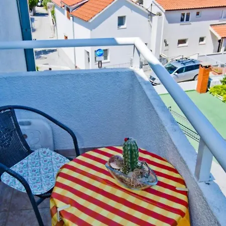Charming And Sunny Hvar Apartment Hvar Town